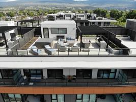 featured image of 3389 Lakeshore Rd #602