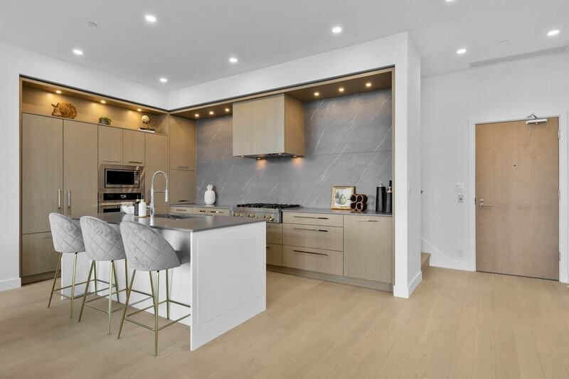 3389 Lakeshore Rd #602 - Photo 6 of 29