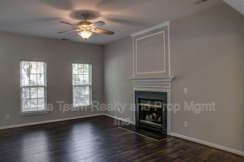 6434 Gatesville Ln - Photo 6 of 36