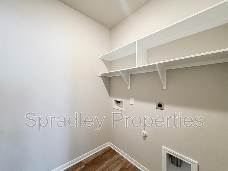 8816 Glade Dr - Photo 6 of 26