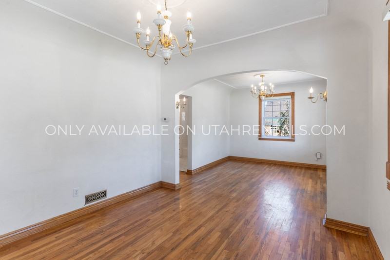 244 Se - Photo 4 of 25