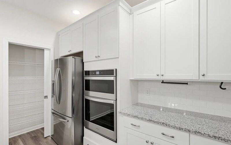 99 Small Pine Ln - Photo 5 of 32