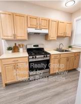 41 Hiawatha Rd #2R - Photo 1 of 1