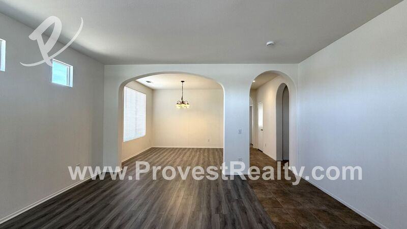 12383 Luna Rd - Photo 5 of 24