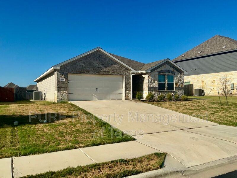 1013 Otello Way - Photo 2 of 26