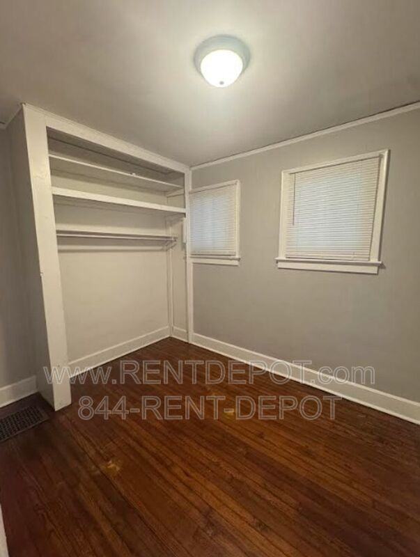 501 Maxwell Ave - Photo 5 of 8