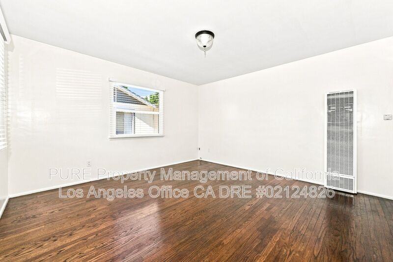 4615 W 168th St - Photo 5 of 20