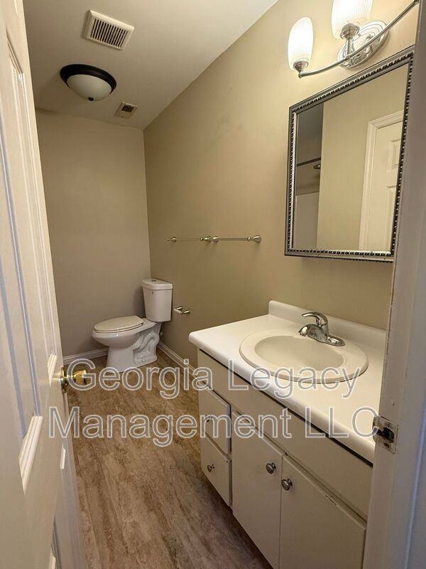 46 Creek Side Dr - Photo 3 of 9