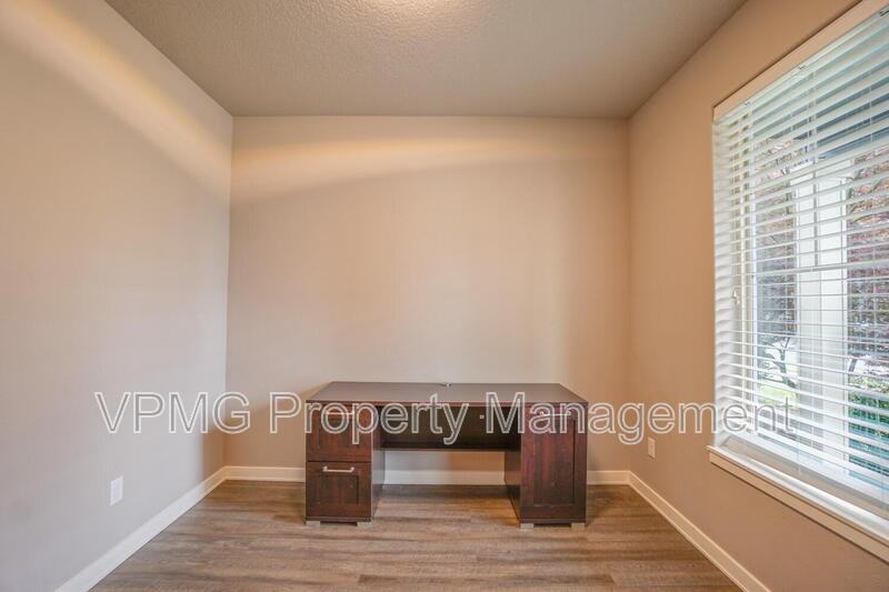 7510 Ne 124th Ave - Photo 6 of 37
