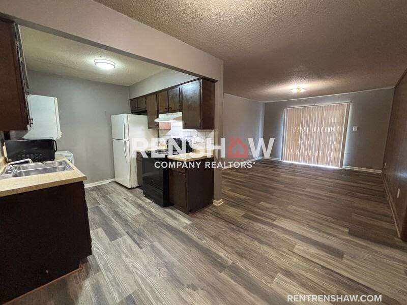5352 Stage Rd #3 - Photo 5 of 12
