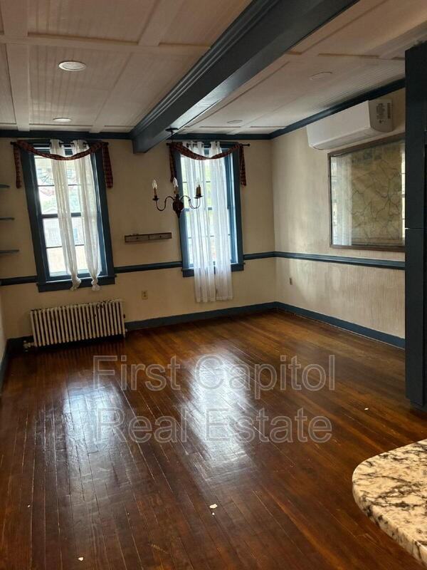 109 Hanover St - Photo 7 of 26