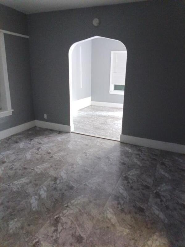 94 Warsaw St - Photo 6 of 11