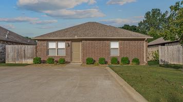 featured image of 344 Story St
