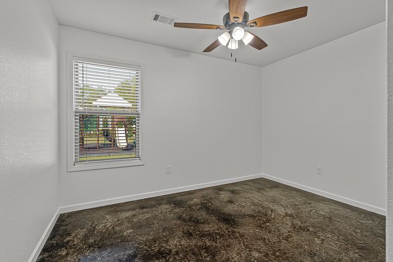344 Story St - Photo 7 of 11