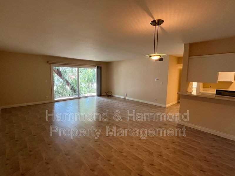 15344 Weddington St #305 - Photo 3 of 14