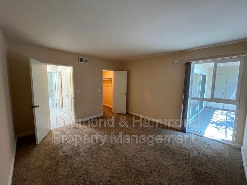 15344 Weddington St #305 - Photo 7 of 14