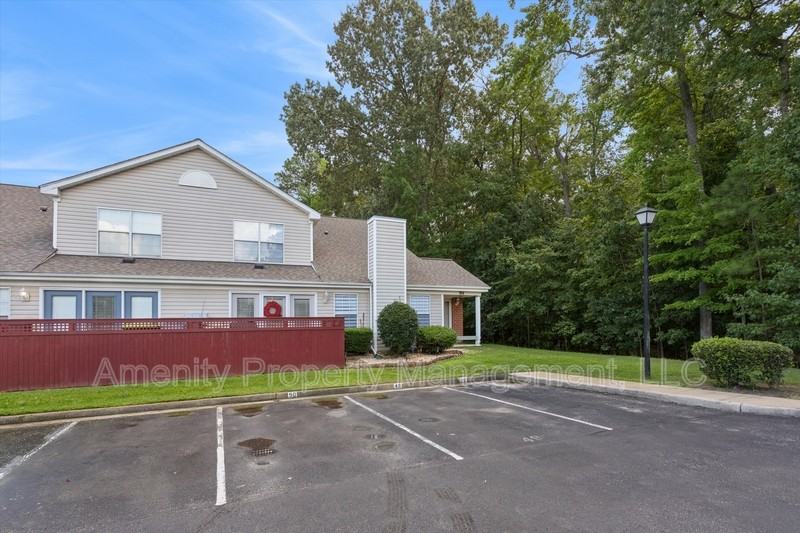 914 Pine Mill Ct - Photo 3 of 42