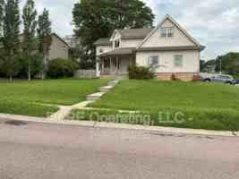 featured image of 1008 E Aberdeen Dr