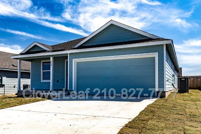 469 Wolf Crest Blvd - Photo 2 of 31