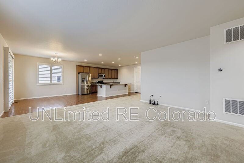 6782 Petunia Pl - Photo 7 of 50