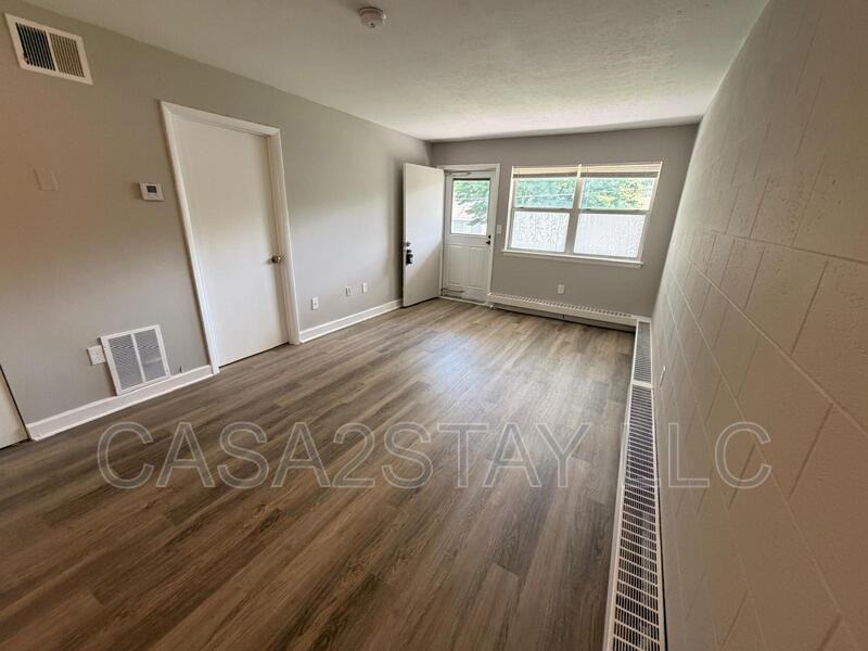 2100 Saint Johns Pl #2121 - Photo 3 of 12