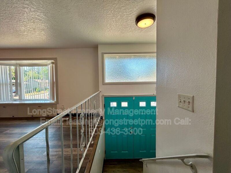 794 Sw Orchard Pl - Photo 3 of 50