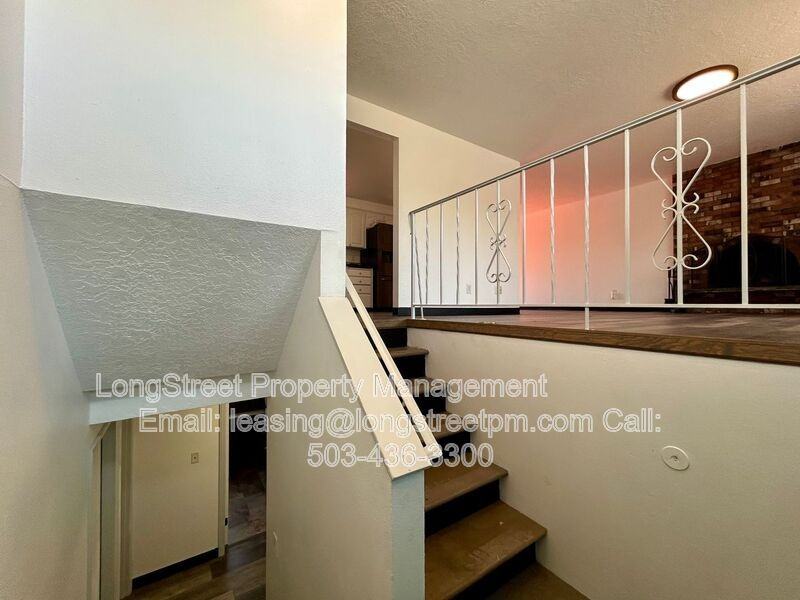 794 Sw Orchard Pl - Photo 4 of 50