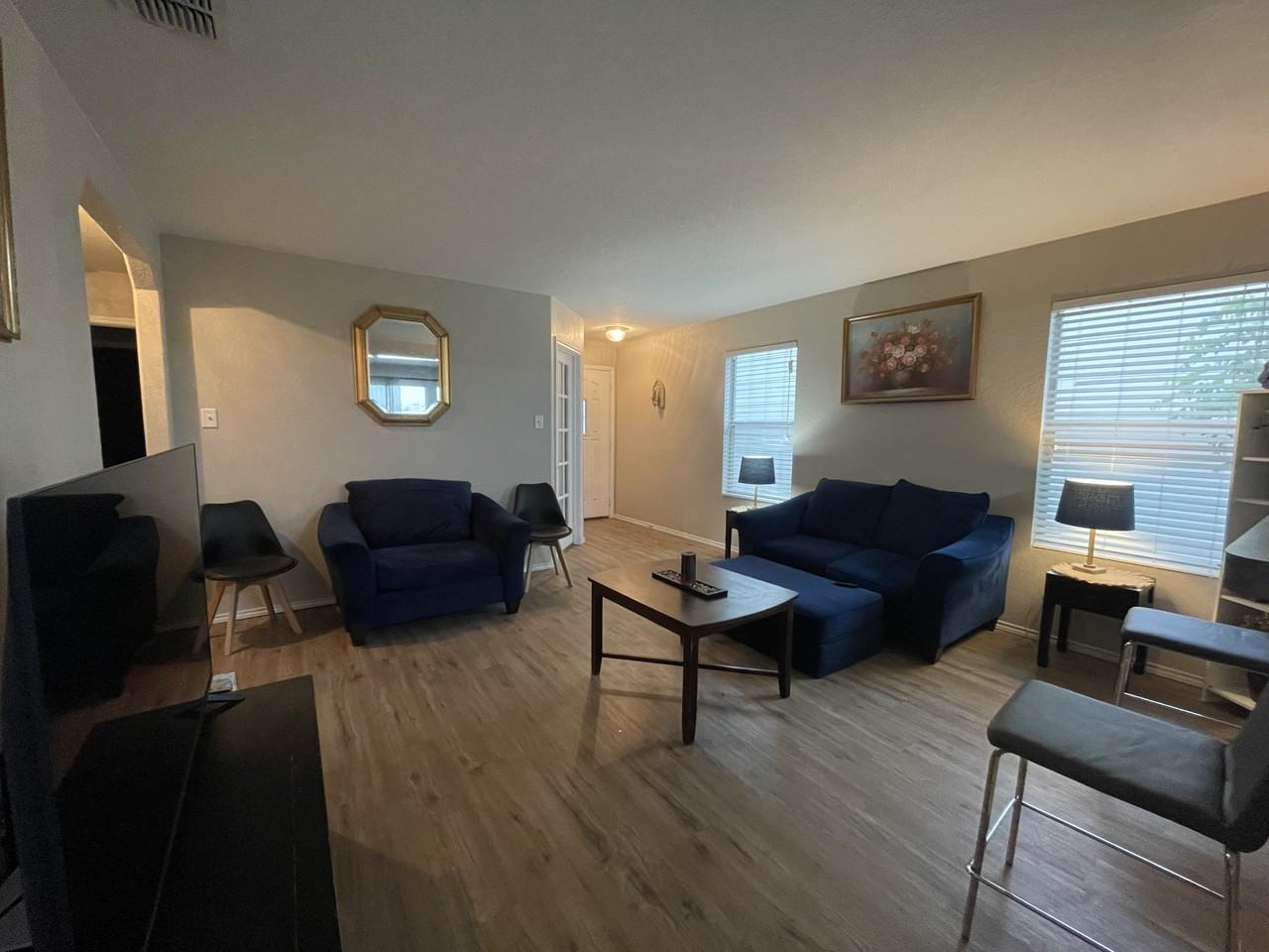 10915 Rustic Cedar #C - Photo 3 of 6