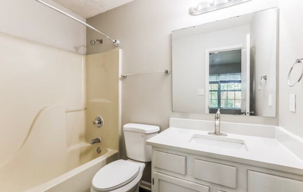 5061 Lewiston Dr #5061 - Photo 3 of 4