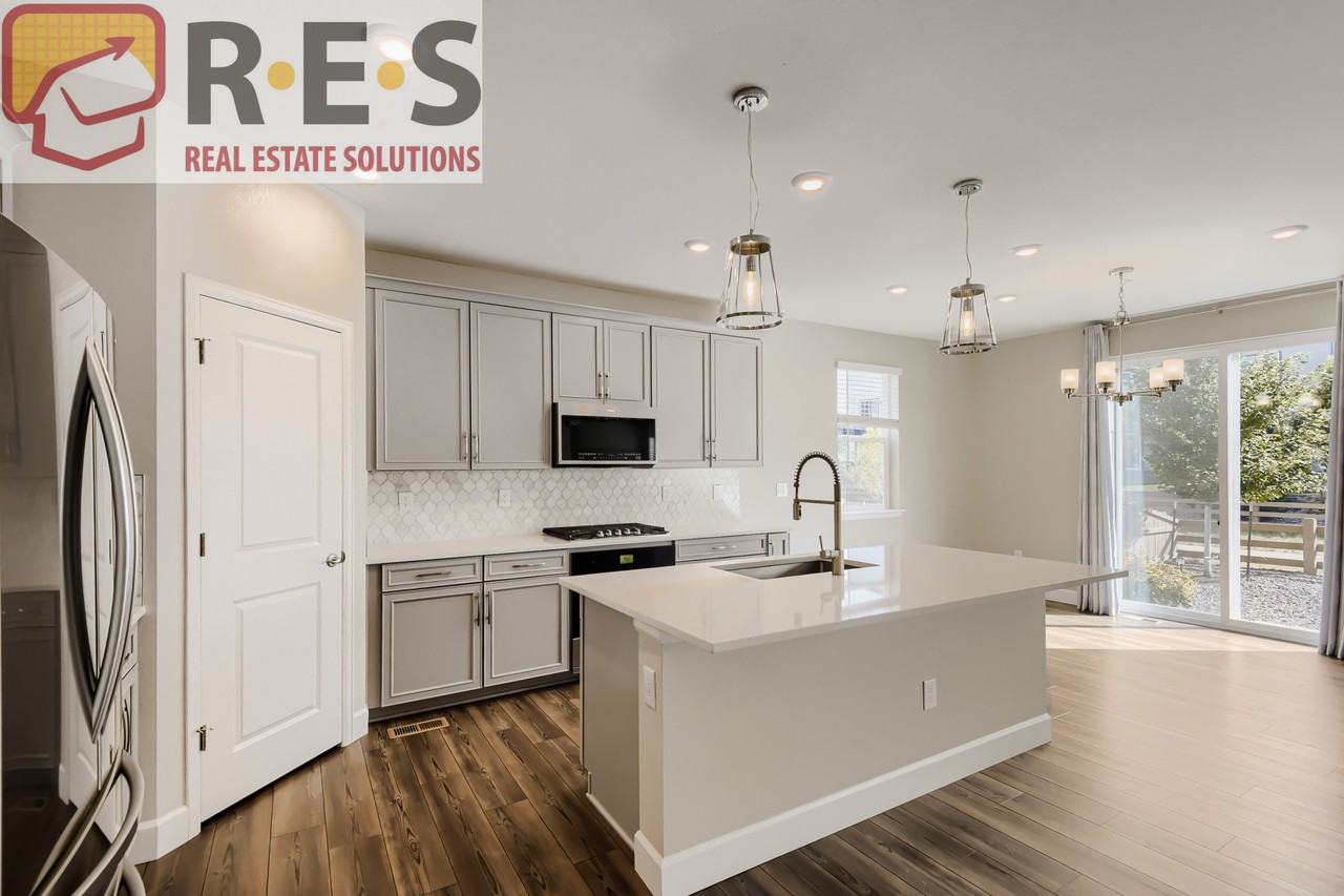 357 Silver Rock Trl - Photo 4 of 24