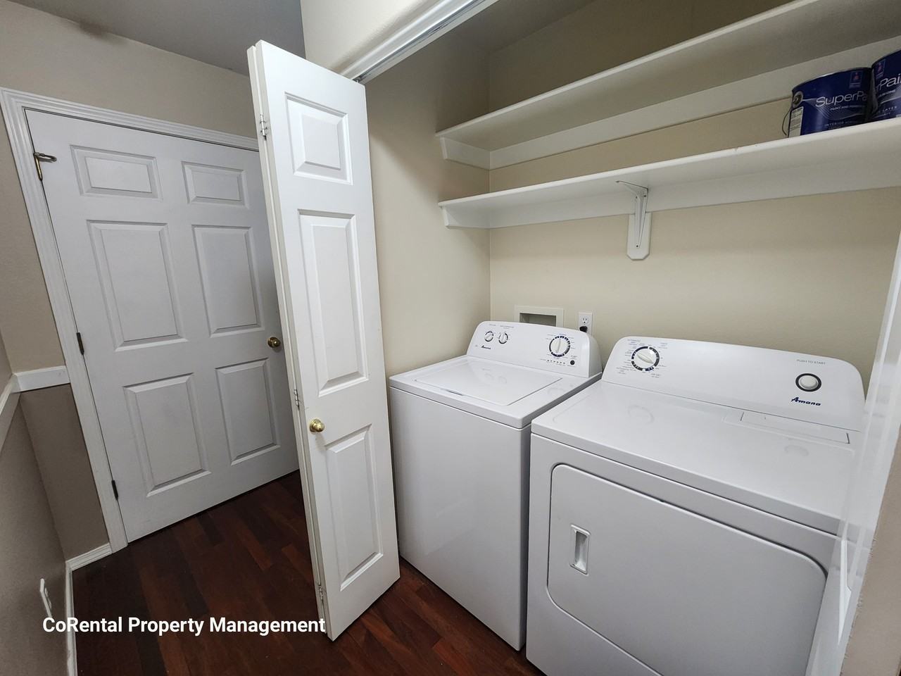967 Electric Ave - Photo 7 of 23
