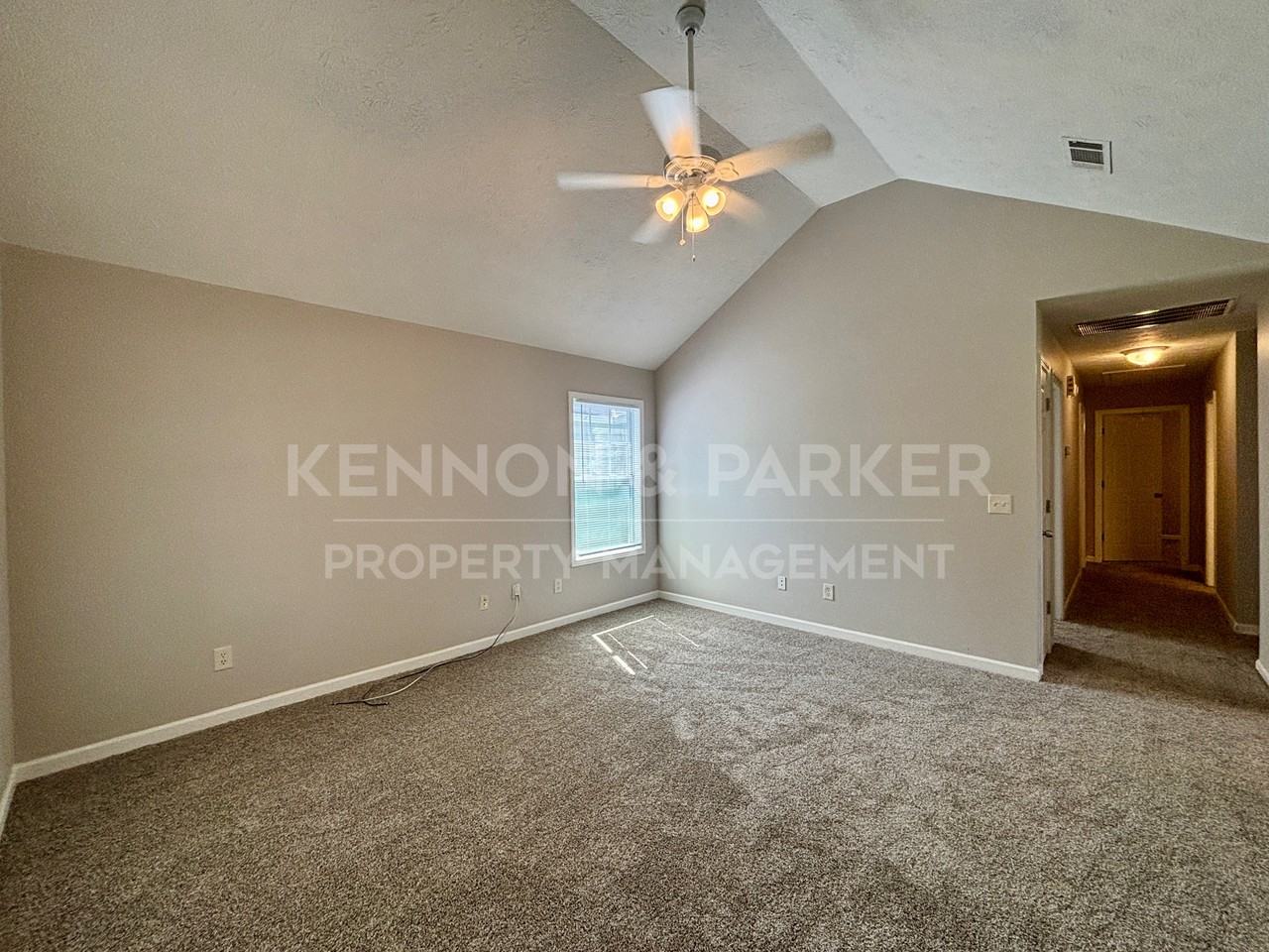 1527 21st St - Photo 2 of 17