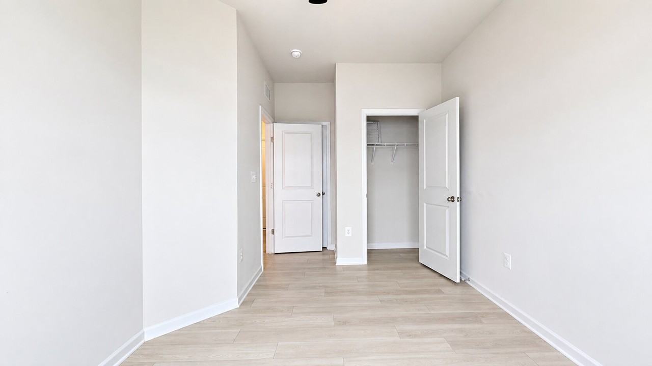 4809 Vista Green Ln - Photo 6 of 31