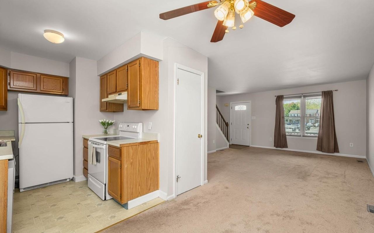 9 Mactavish Ct - Photo 7 of 21