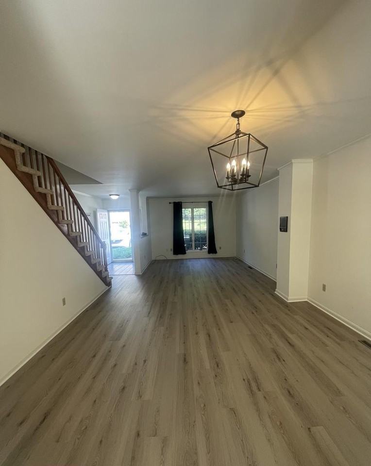 4736 Weatherhill Dr - Photo 3 of 18