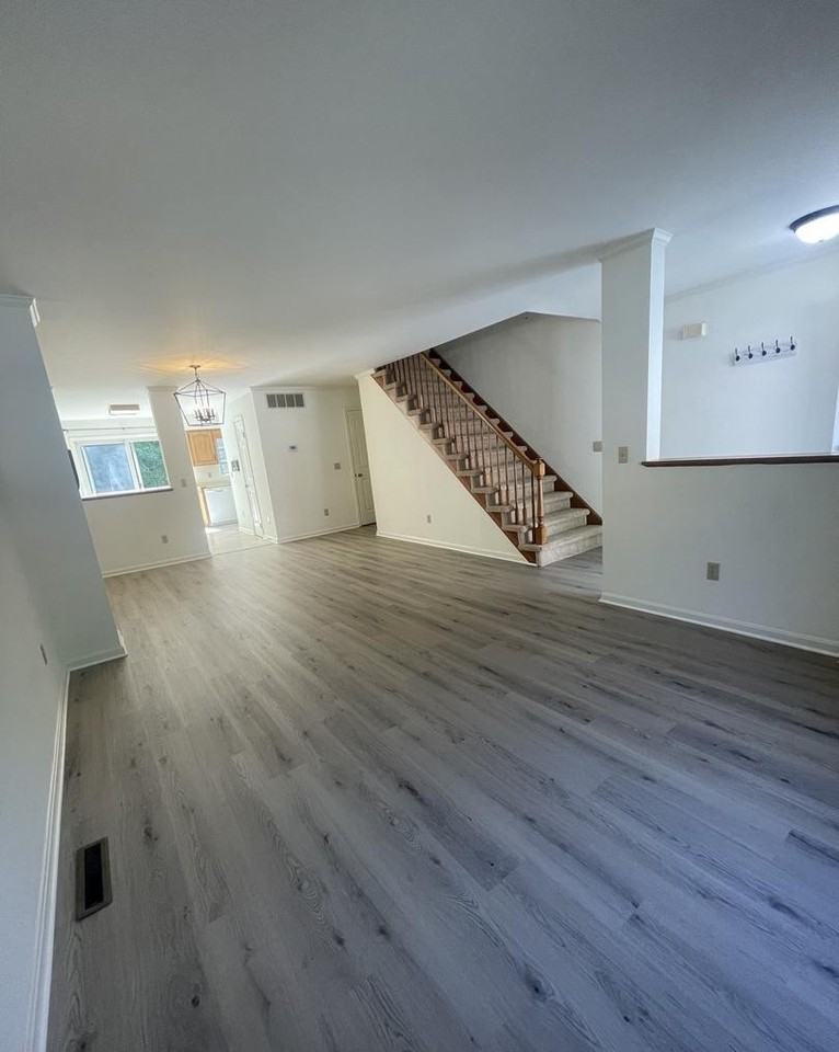 4736 Weatherhill Dr - Photo 4 of 18