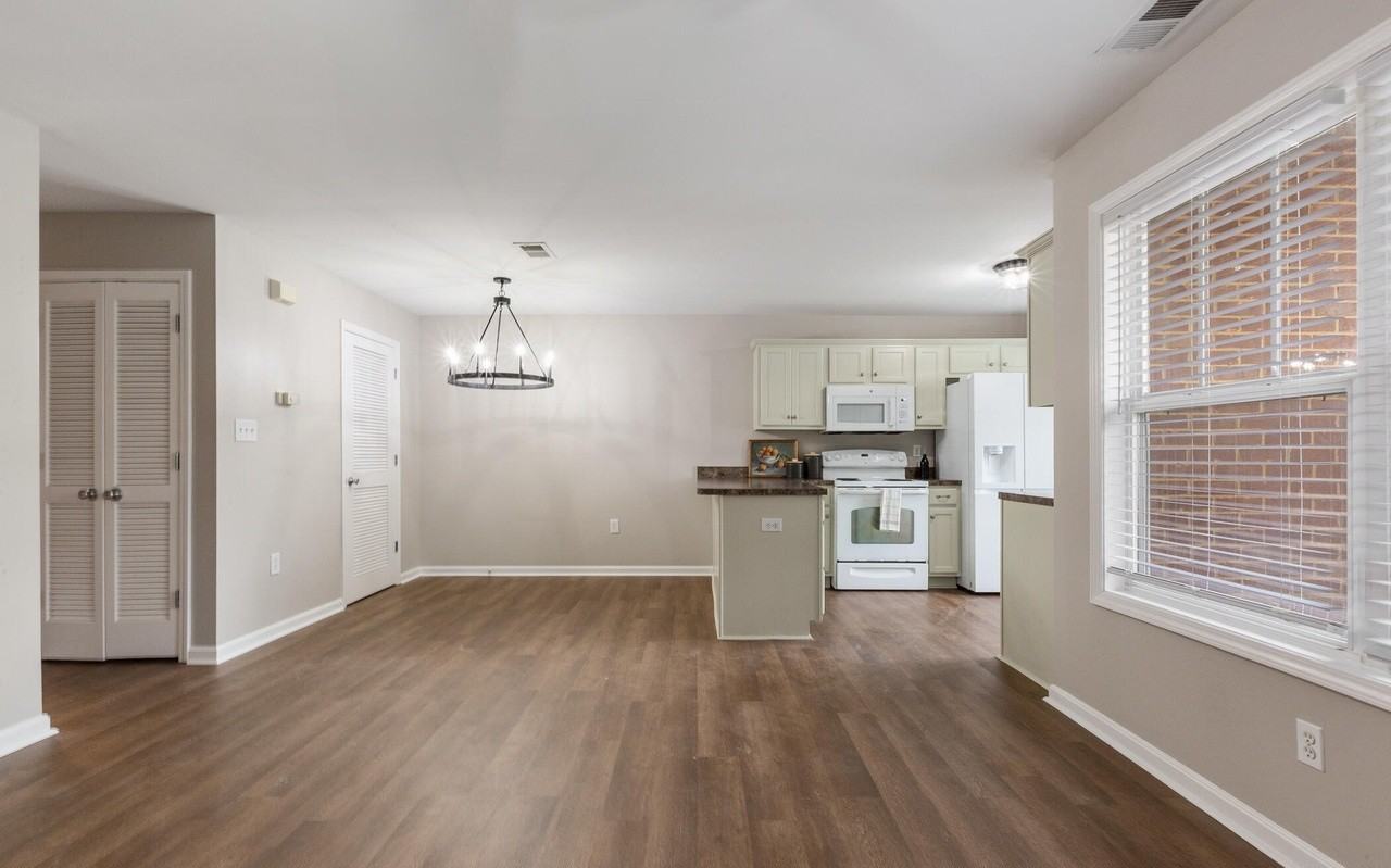 3802 Falcon Crest Dr - Photo 6 of 26