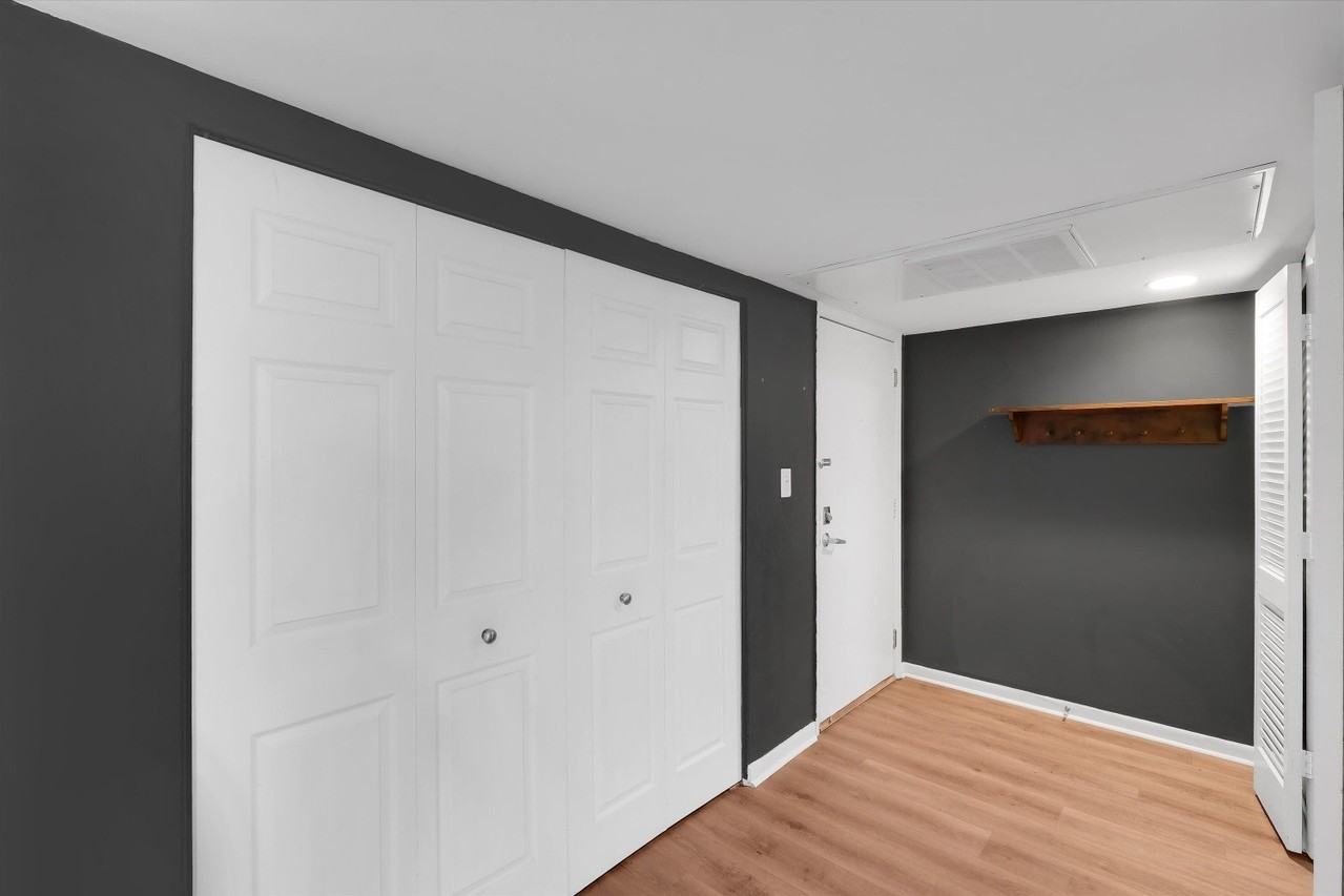 750 Shaker Dr - Photo 5 of 27