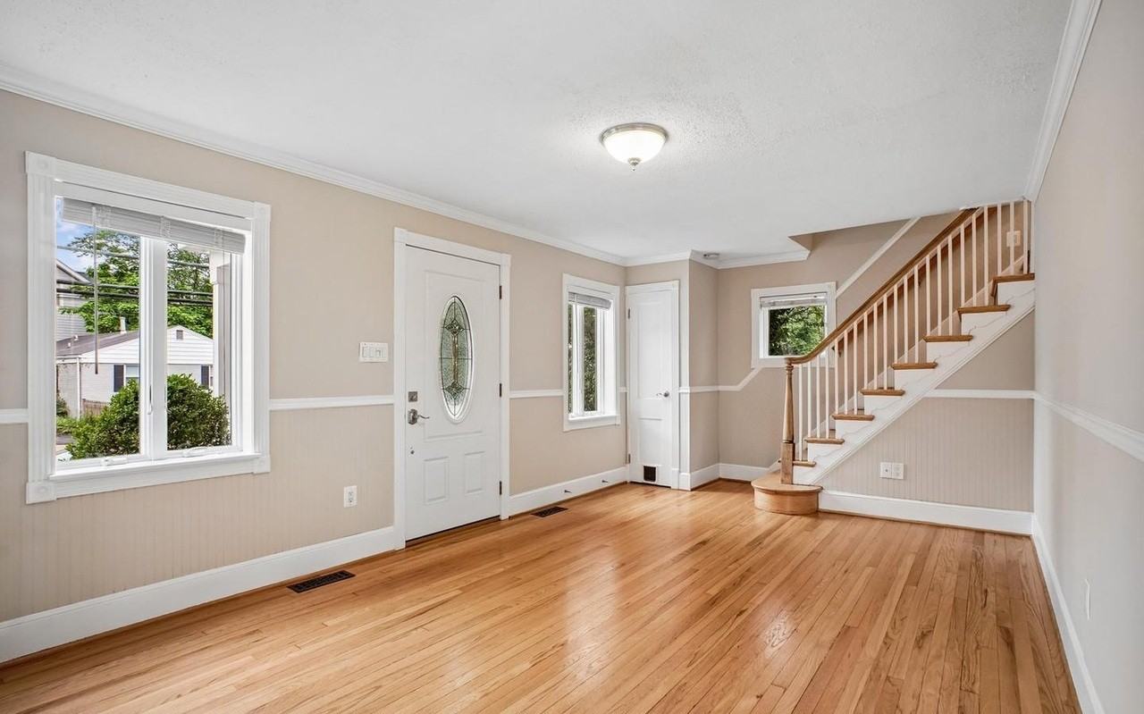 1708 N Quincy St - Photo 4 of 39