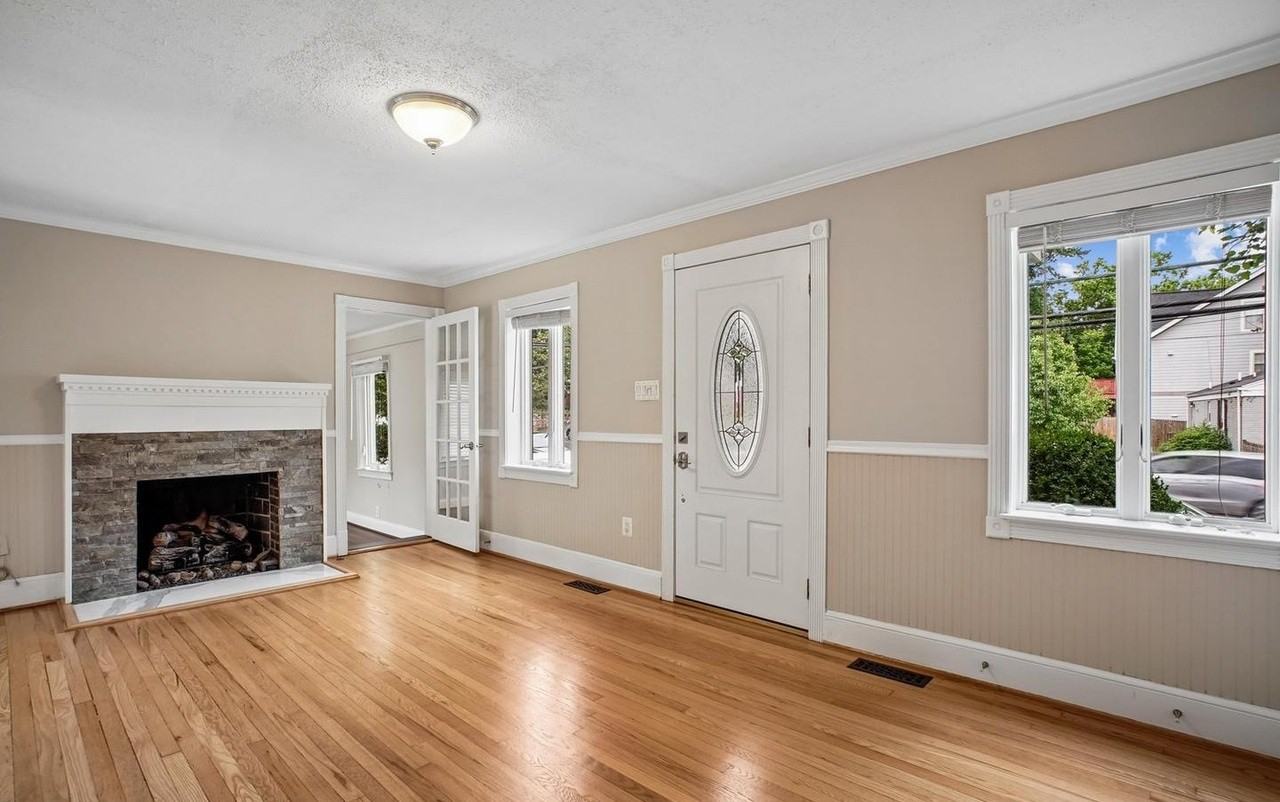 1708 N Quincy St - Photo 5 of 39