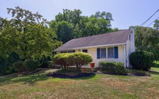 featured image of 160 Buch Ave