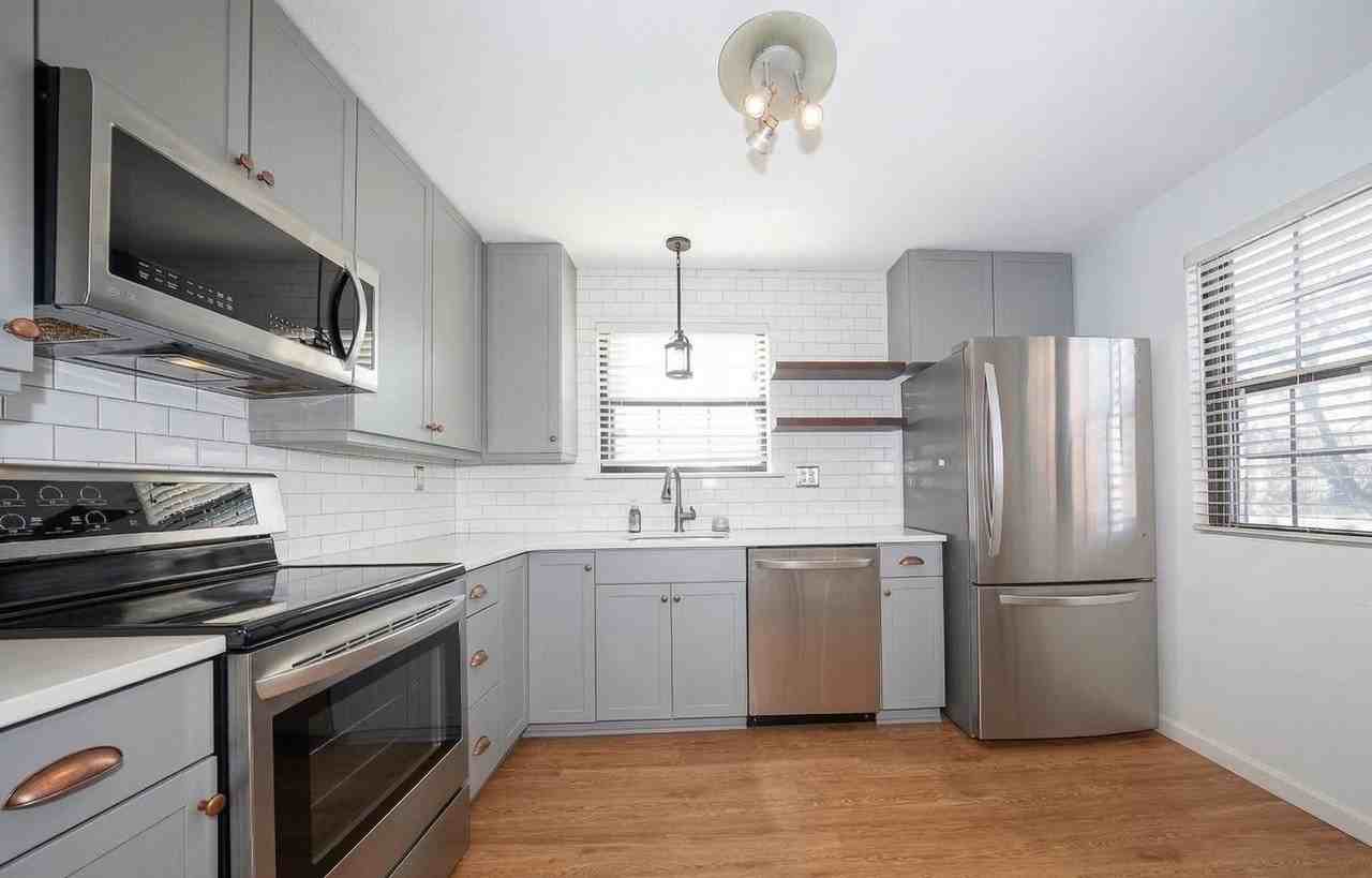 4 Rittenhouse Ct - Photo 6 of 28
