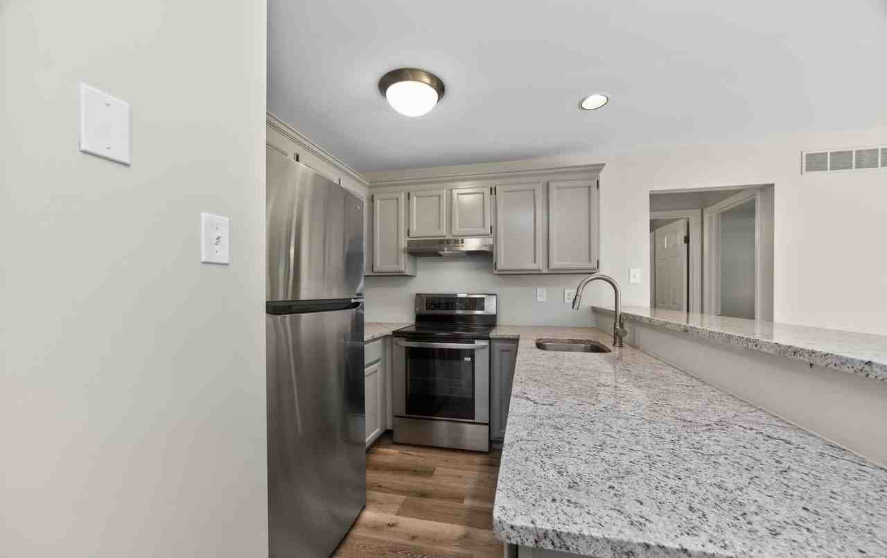 103 Fairfield Ct - Photo 5 of 27