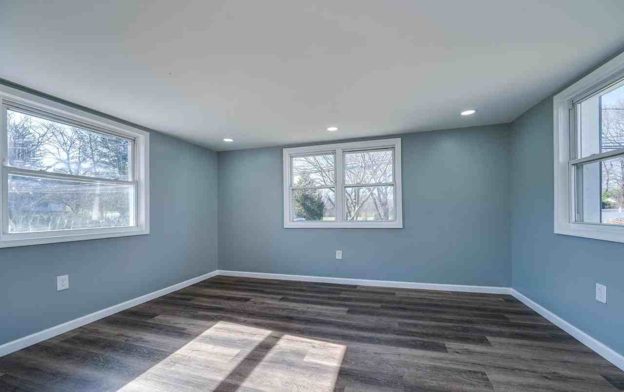 3247 State Hill Rd - Photo 3 of 31
