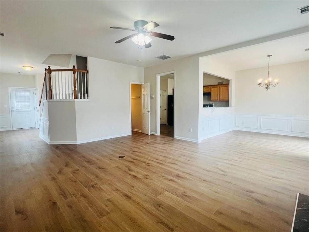 3042 Hartright Bend Ct - Photo 2 of 3
