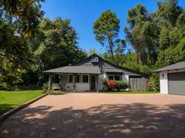 featured image of 2836 Roscomare Rd
