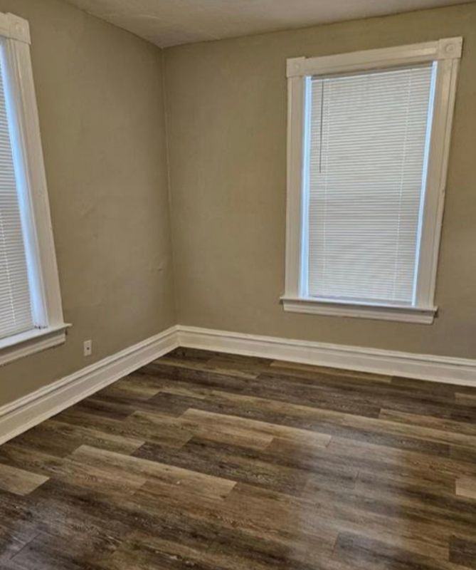 5256 Lotus Ave - Photo 4 of 6