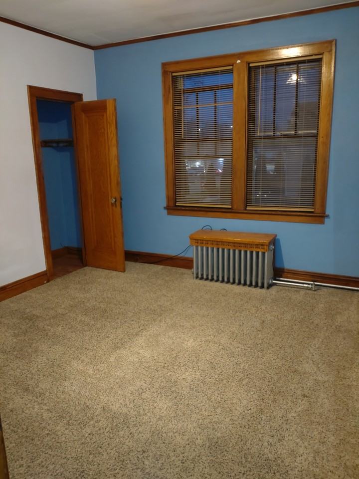W 24th St #2 - Photo 7 of 12