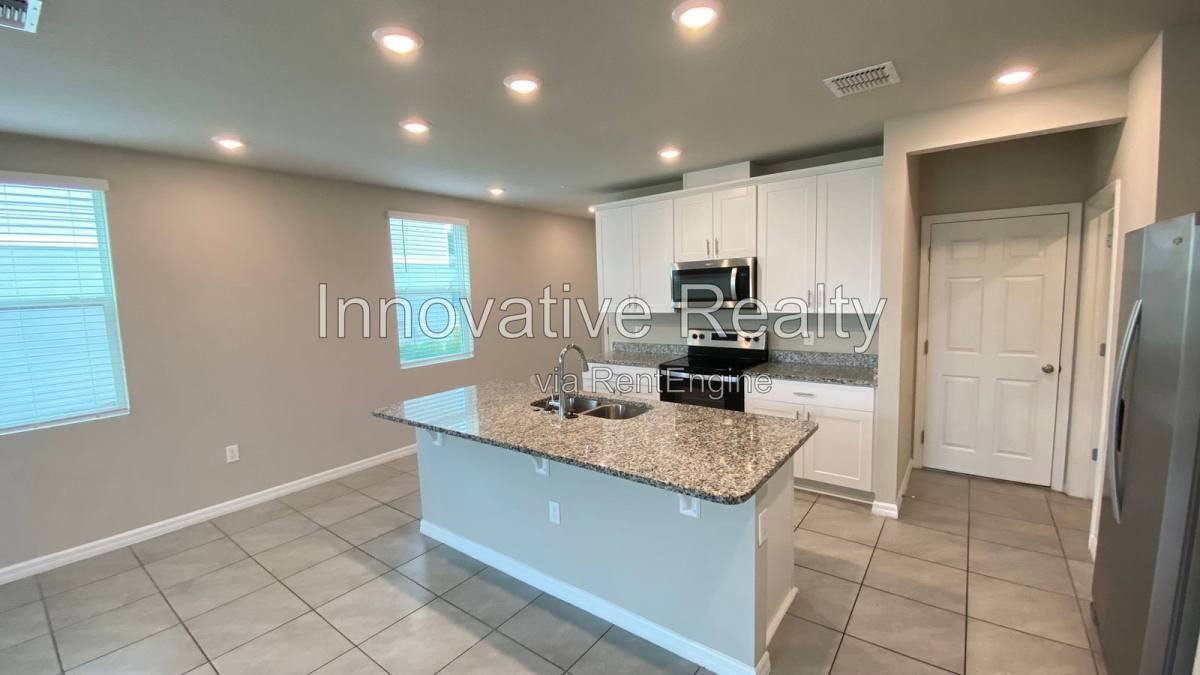 2522 Sweet Viburnum Way - Photo 5 of 10
