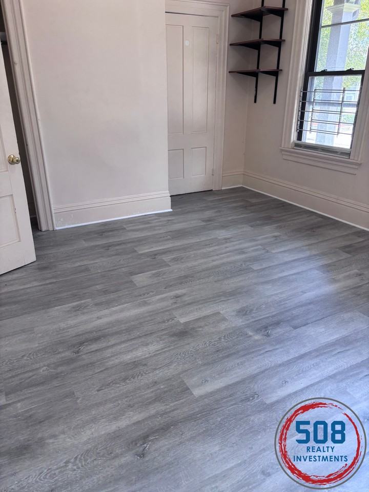 Wachusett St #1 - Photo 4 of 11